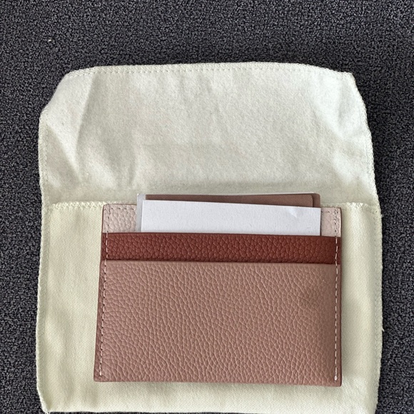 Burberry Tan Card Holder - Picture 4 of 4